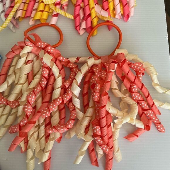 Lot of. 9 CURLY RIBBON STREAMERS ELASTIC BAND GIRLS HAIR TIE - Picture 6 of 7